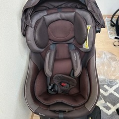 （お話中）iOSFIX 新生児対応 combi チャイルドシートの画像