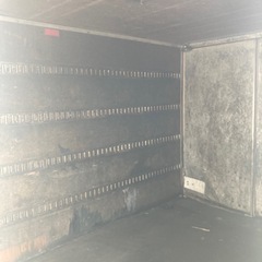1.5か２トントラック　箱　現物確認いつでもOK！　設置運搬ご相談下さい。の画像