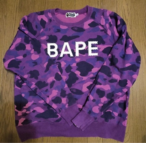 アベイシングエイプ ラインストーン トレーナー