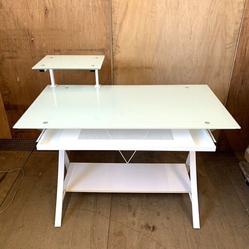 【最終値下げ】伊勢崎店【現状品】gi11-32 ガラスPC デスク ダイヤ110