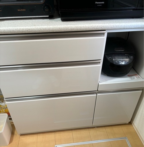 ニトリ　食器棚
