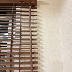 ニトリ　ブラインドカーテン　木目
