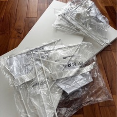 【イケア】IKEA ウォールシェルフ 1セット2,500円 2セット4,000円の画像