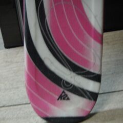 セール中につき、通常特価6,578円より半額きの3,289円!　SALOMON サロモン　スキー板　136ｃｍ　LUV Bug　冬　ウィンタースポーツ　スポーツ用品の画像