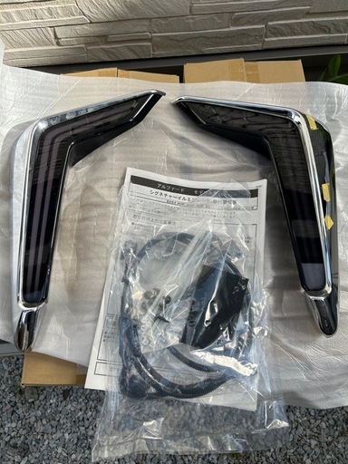 アルファード　30 純正シグネチャーイルミ