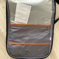 未使用品　鍵付き　トラベルリュック　42L 機内持ち込み用等の画像