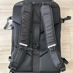 未使用品　鍵付き　トラベルリュック　42L 機内持ち込み用等の画像