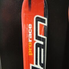 セール中につき、通常特価4,378円より30％引きの3,064円!　elan エラン　スキー板　prorace　140cm　冬　ウィンタースポーツ　スポーツ用品の画像