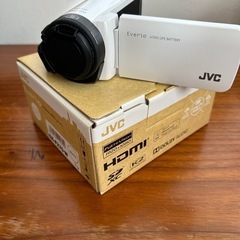 ビデオカメラ　JVC GZ-F270-W