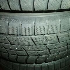 中古スタッドレス215/65R16 トーヨートランパスTXの画像