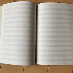 （お譲り先決定）古い五線譜ノート（おまとめプレゼント）の画像