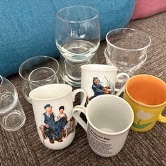 プレートとコップセットの画像