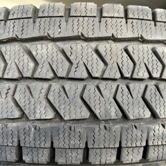 BRIDGESTONE 195/80R15 22年製 スタッドレスタイヤ