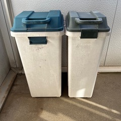 外おき用ニトリゴミ箱