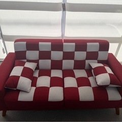 3人掛けソファ　赤チェック　の画像