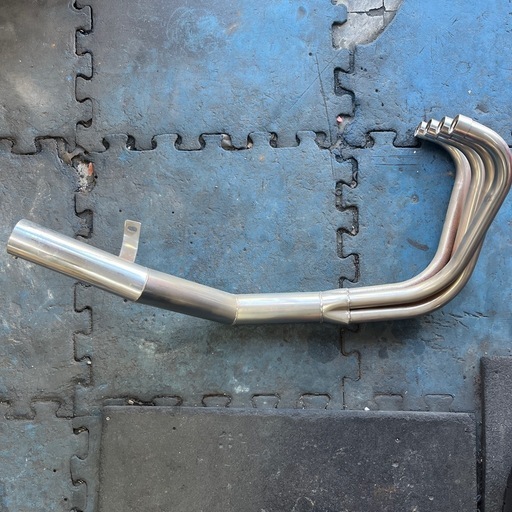 ゼファー400 χ ショート管 ゼファー400マッドマックス集合管