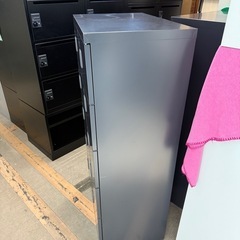 シューズボックス　収納庫　幅60 奥38 高さ116cm　の画像