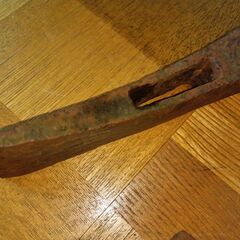 小型の斧の画像