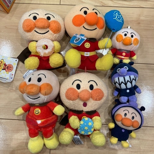 アンパンマン　ぬいぐるみ小