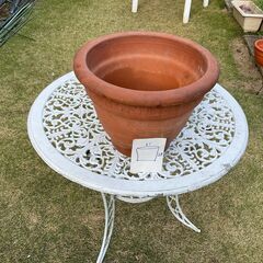 園芸　陶器鉢の画像
