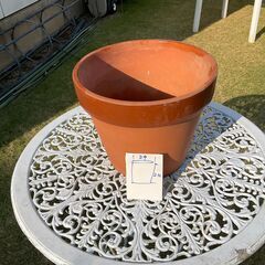 園芸　陶器鉢の画像