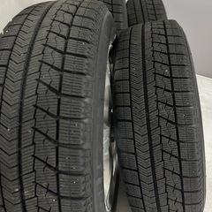 ブリヂストンスタッドレスタイヤVRX13インチの画像