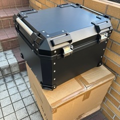 バイク用パニアケースの画像