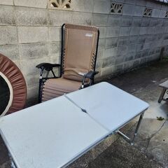 【無料です】キャンプ用テーブル＆椅子のセット（使用感あり）の画像