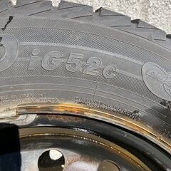 ヨコハマスタッドレス　195/65R15 2022年製　タイヤのみ4本の画像