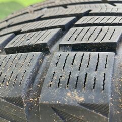 ヨコハマスタッドレス　195/65R15 2022年製　タイヤのみ4本の画像