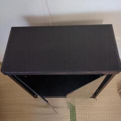 おしゃれな水槽台の画像