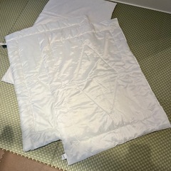 【中古】ベビー布団（敷布団、掛け布団✖️２枚）