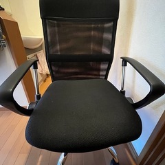 値下げ★キャスター付きのイス、昇降機能付きの画像