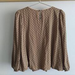 ブラウスの画像