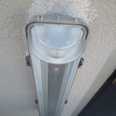 コイズミ AUG329000 KOIZUMI 防雨 防湿 型 シーリング 屋外用 蛍光灯仕様 / LEDではないです。の画像