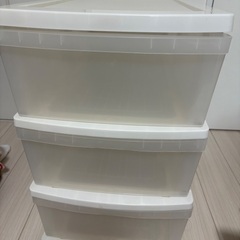 衣装ケース