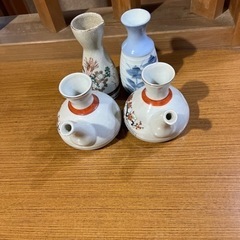 とっくり4点差し上げます。