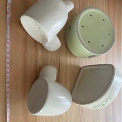 小動物　エサ箱　給水器　4つセットの画像