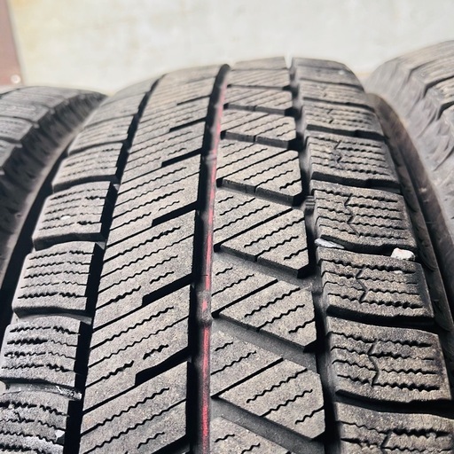 バリ山　BRIDGESTONE ブリヂストン　ブリジストン　VRX3 155/65R14 スタッドレス　タイヤ　2021年製　14イン