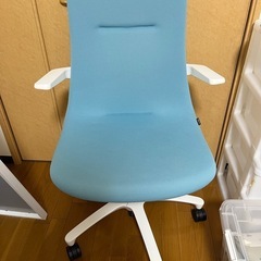 オフィスチェア(作業用チェア)定価6万円の画像