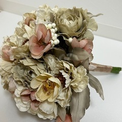 造花の花束の画像
