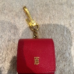 Burberry AirPodsケースの画像