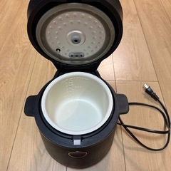 マイコン式おしゃれ多機能炊飯器2合炊き コンパクトサイズの画像
