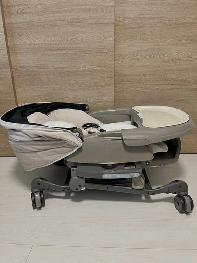 美品！コンビ ホワイトレーベル ネムリラ オートスウィング BEDi EG Amazon | コンビ ホワイトレーベル ハイローチェアー ネムリラ AUTO