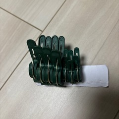 支柱クリップ