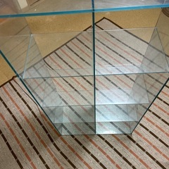 スケルトン　棚の画像