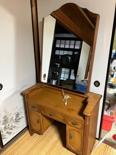 【値下げしました】ドレッサー