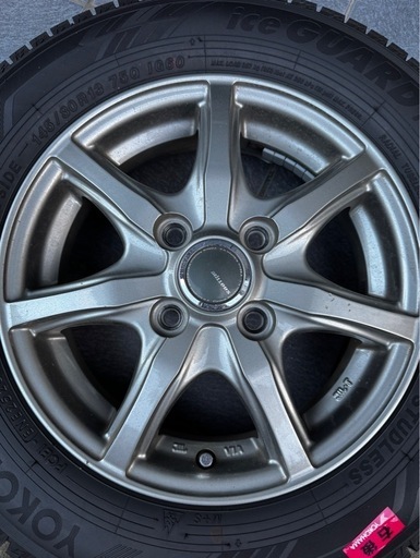 スタッドレスタイヤ&ホイール４本　ヨコハマ　13インチ