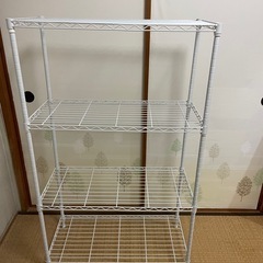 4段スチールラックの画像