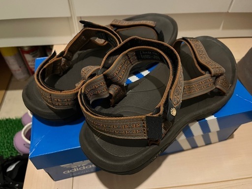 テバ　teva  サンダル　28.0cm